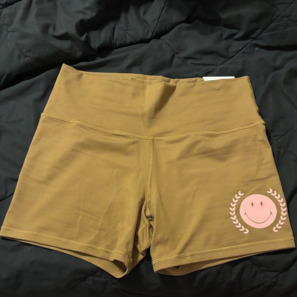 Stylish High-Waisted Brown Bike Shorts